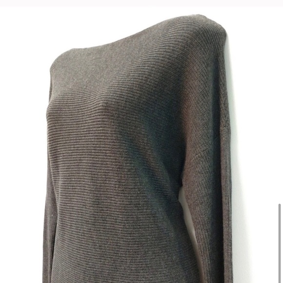 Tommy-Bahama Ribbed Pullover - Picture 4 of 5